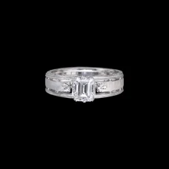 Buccellati BEATRICE WHITE GOLD RING WITH DIAMOND STONE