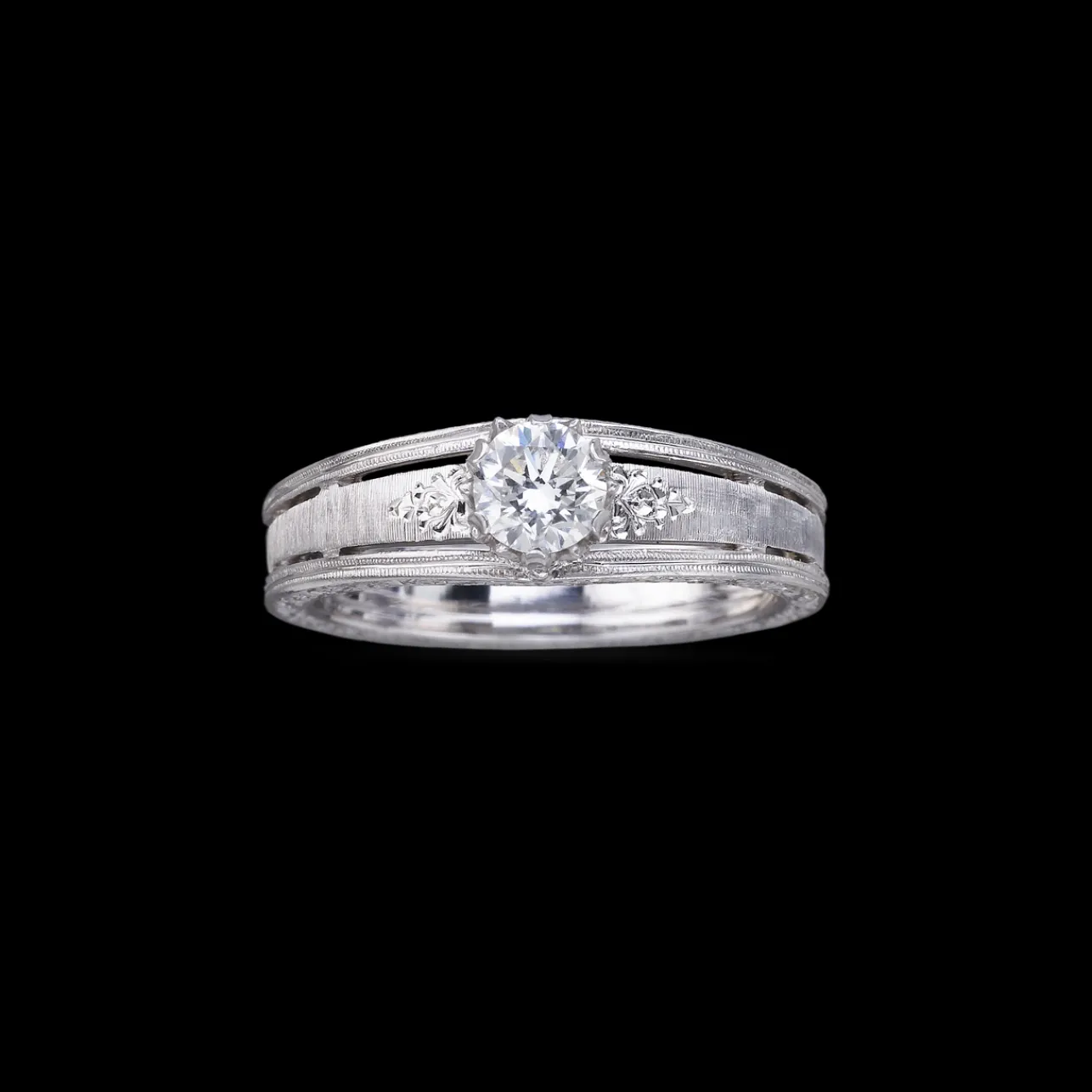 Buccellati BEATRICE WHITE GOLD RING WITH ROUND DIAMOND STONE