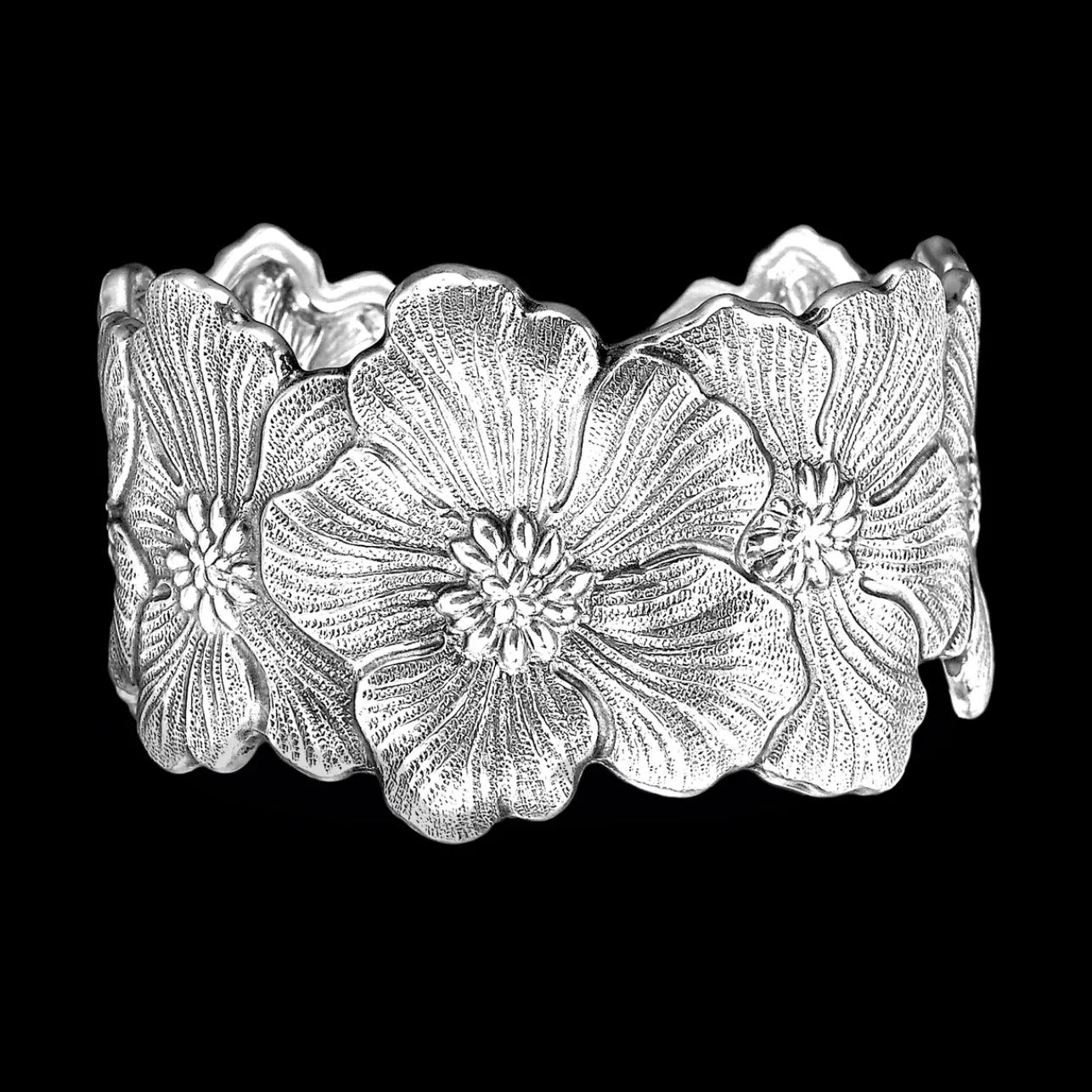 Buccellati BLOSSOMS GARDENIA SILVER CUFF BRACELET