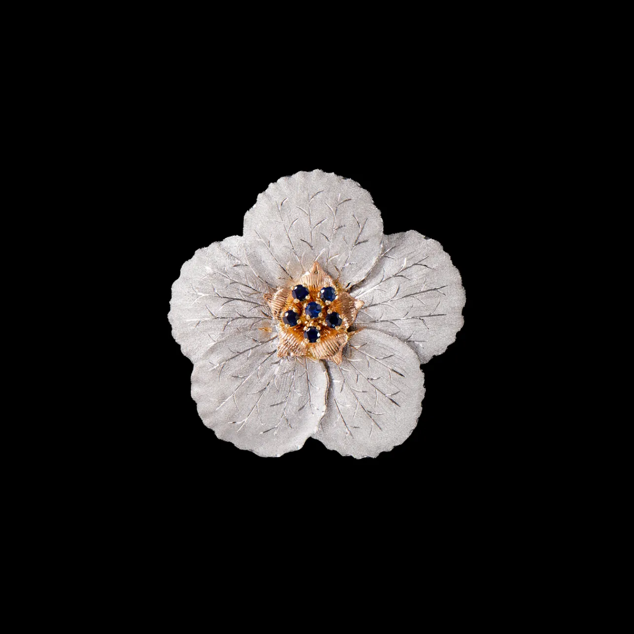 Buccellati FIORI BROOCH IN WHITE,PINK AND YELLOW GOLD WITH SAPPHIRES
