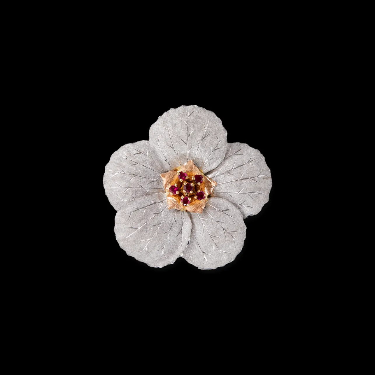Buccellati FIORI BROOCH IN WHITE,PINK AND YELLOW GOLD WITH RUBIES