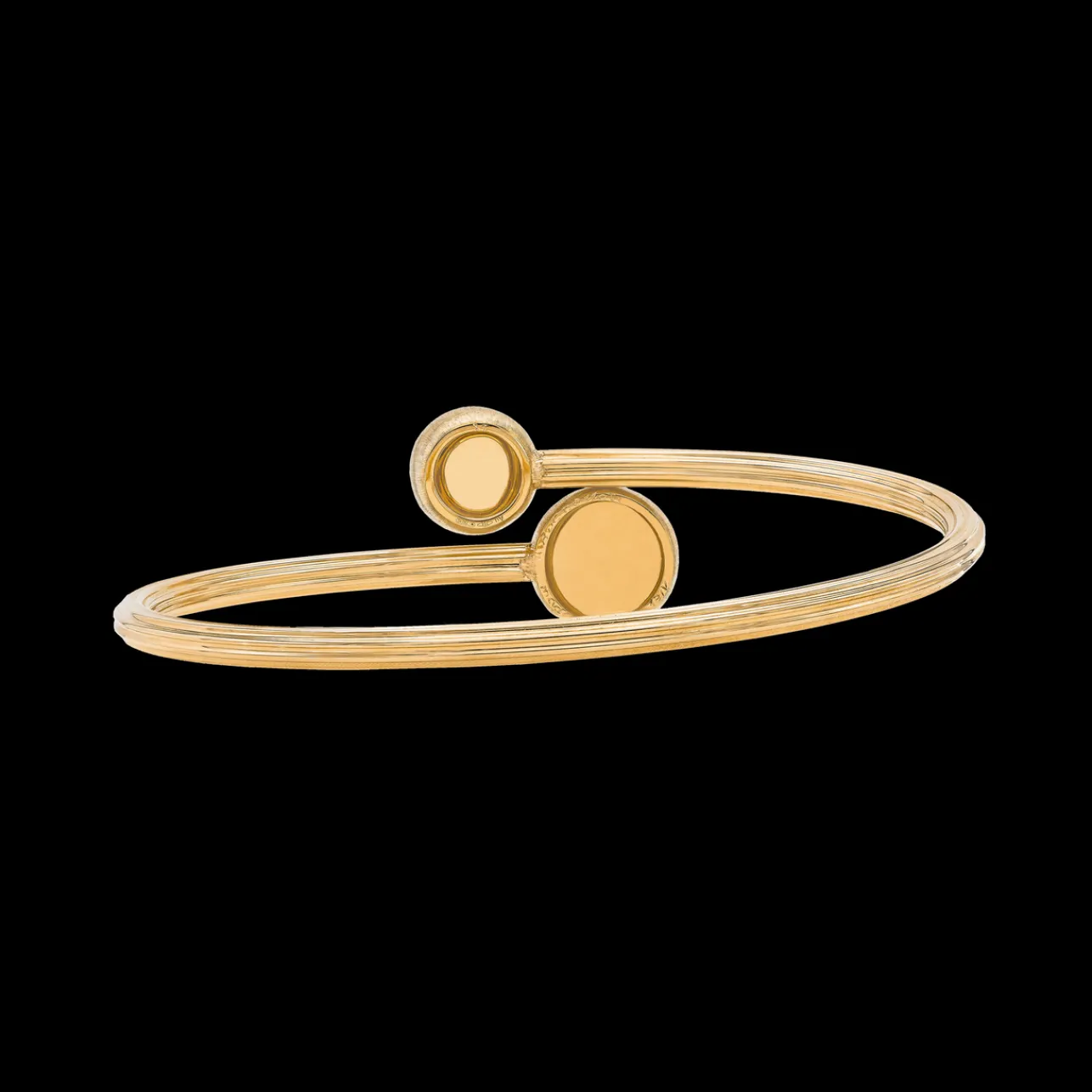 Buccellati MACRI CLASSICA YELLOW AND WHITE GOLD WAVY SURFACE BRACELET WITH DIAMONDS