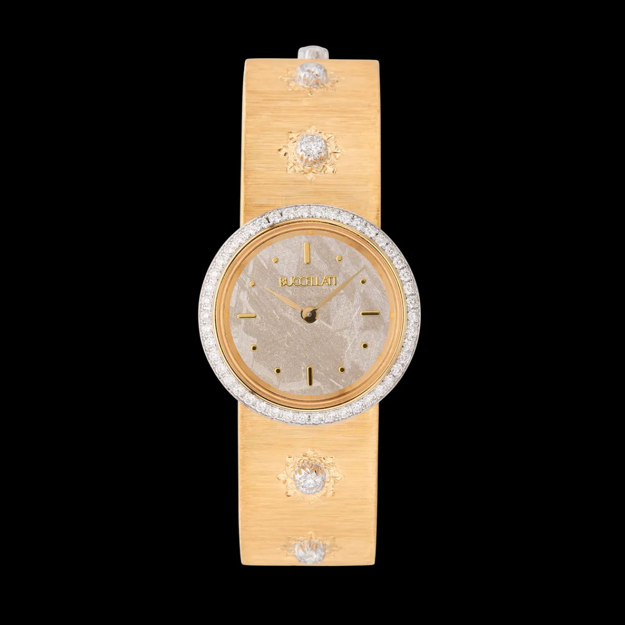 Buccellati MACRI YELLOW GOLD WATCH WITH DIAMONDS