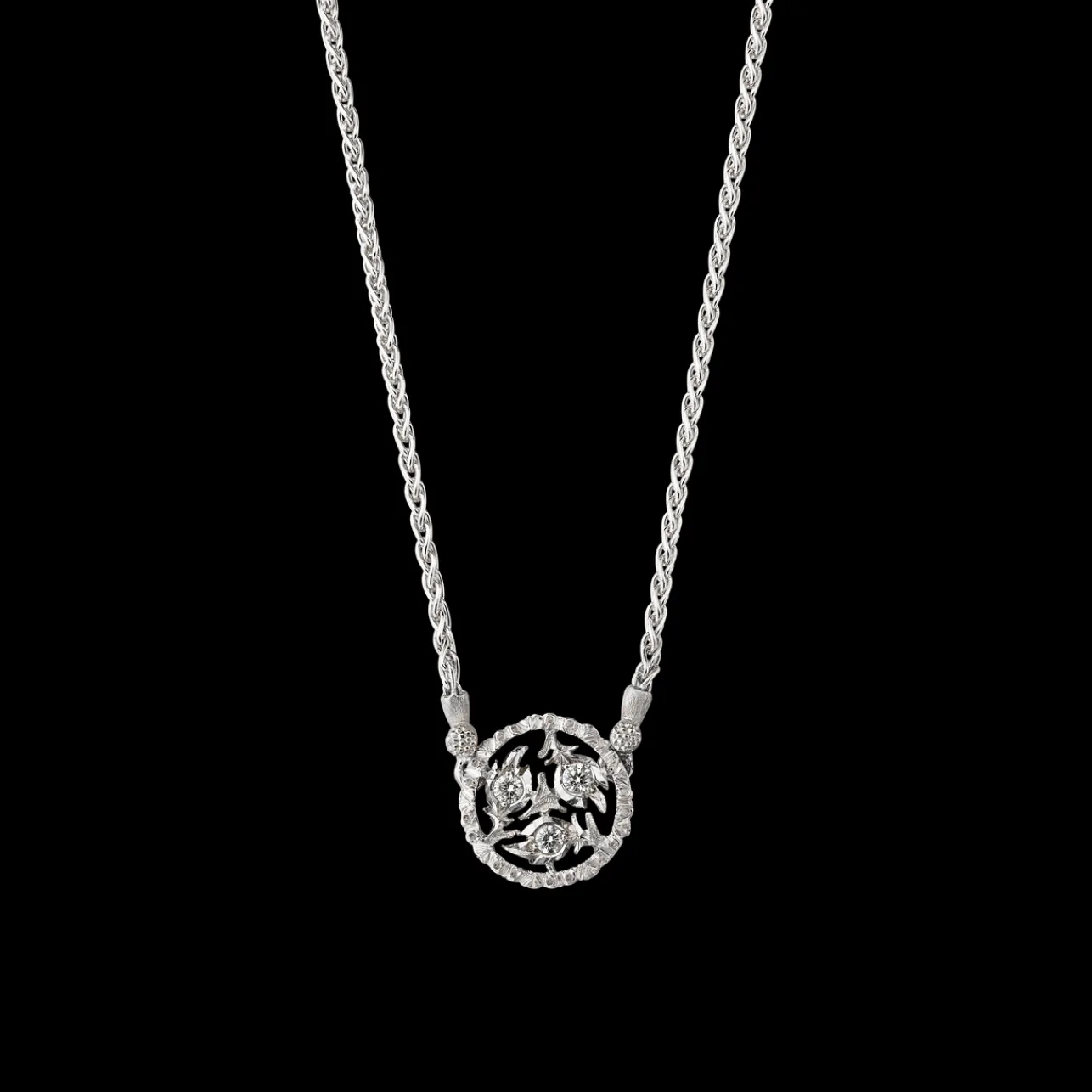 Buccellati RAMAGE WHITE GOLD PENDANT WITH LEAF-MODELED BORDERS