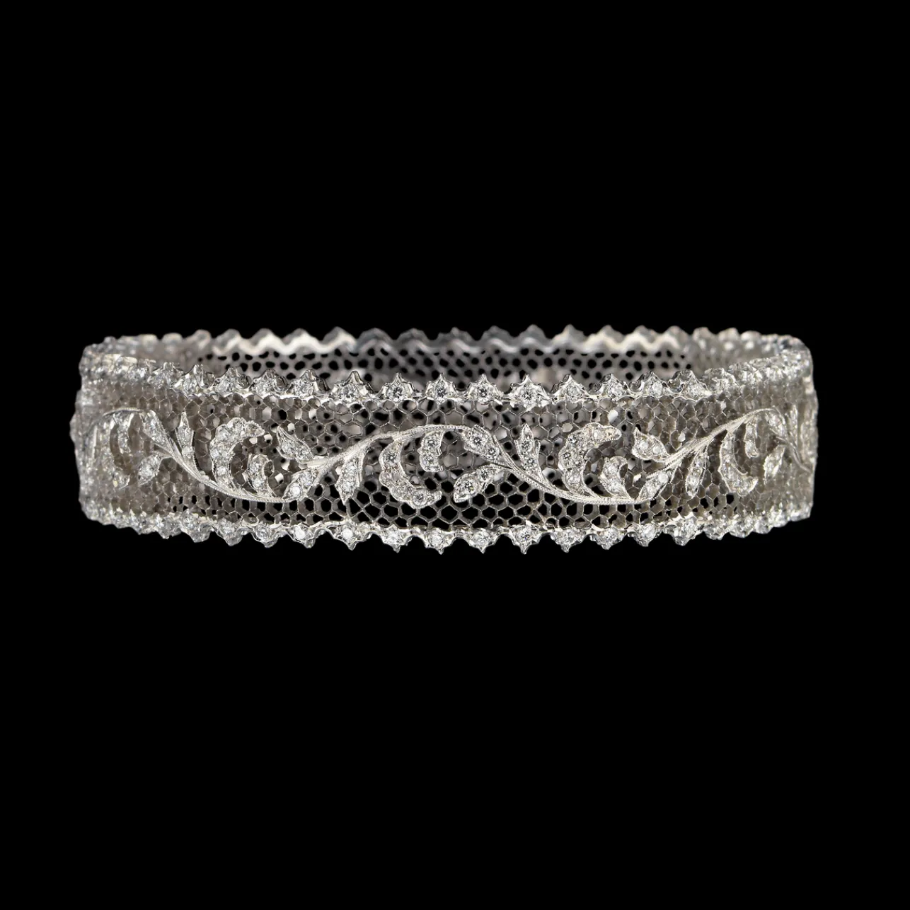 Buccellati TULLE WHITE GOLD ORNATO BRACELET