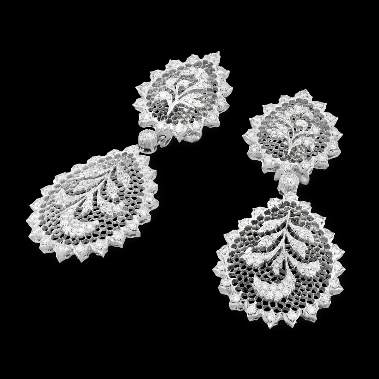 Buccellati TULLE WHITE GOLD ORNATO EARRINGS