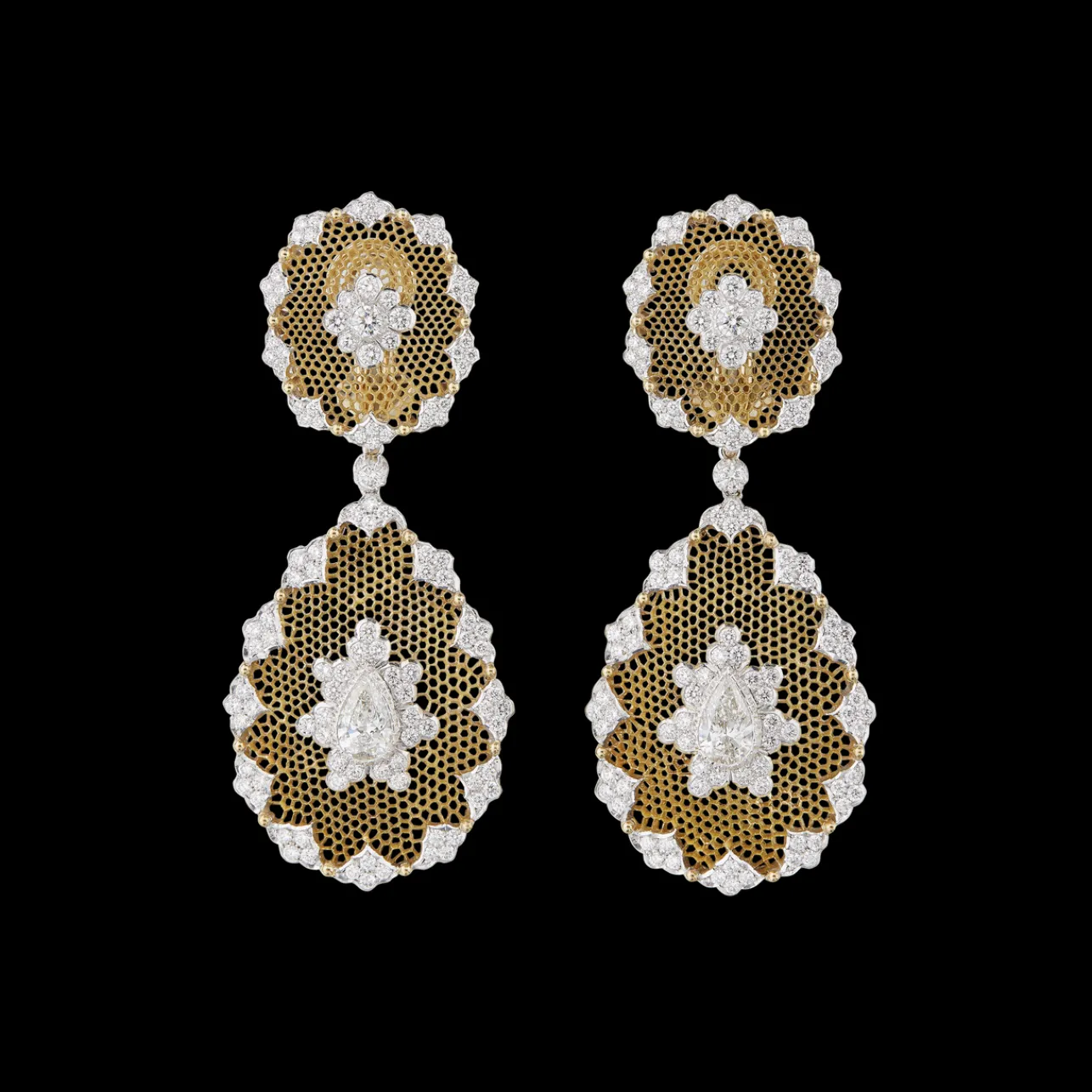 Buccellati TULLE YELLOW AND WHITE GOLD PARIGI EARRINGS WITH DIAMONDS