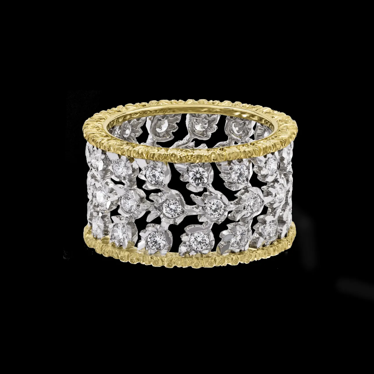 Buccellati WHITE AND YELLOW GOLD ETERNELLE BAND WITH DIAMONDS FOGLIETTE STYLE