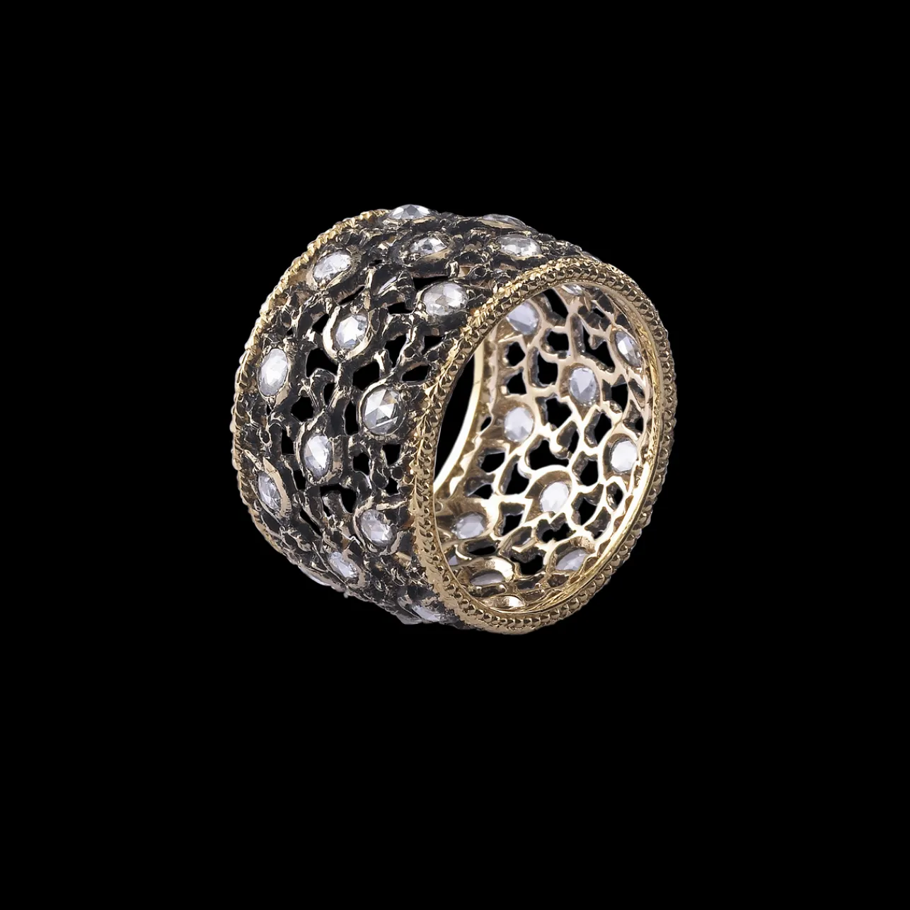 Buccellati WHITE AND YELLOW GOLD ETERNELLE BAND WITH DIAMONDS CAMPANELLI STYLE
